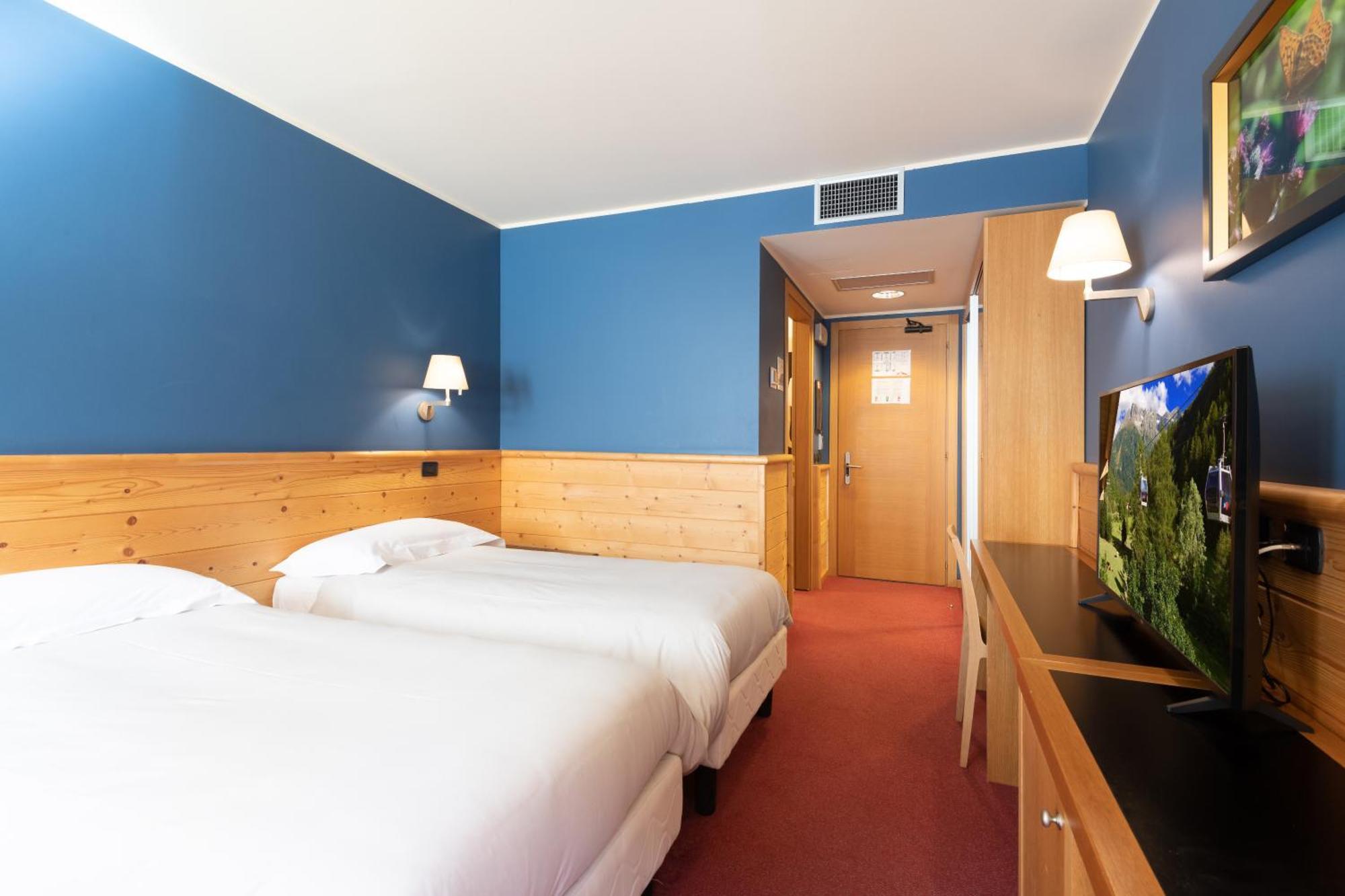 Hotel Garni Pegra Понте ди Леньо Екстериор снимка
