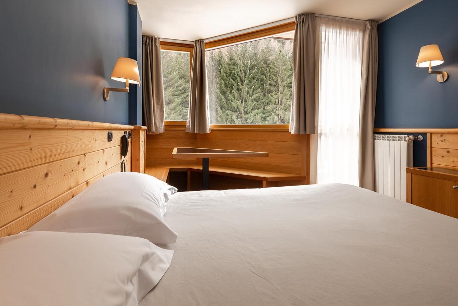 Hotel Garni Pegra Понте ди Леньо Екстериор снимка